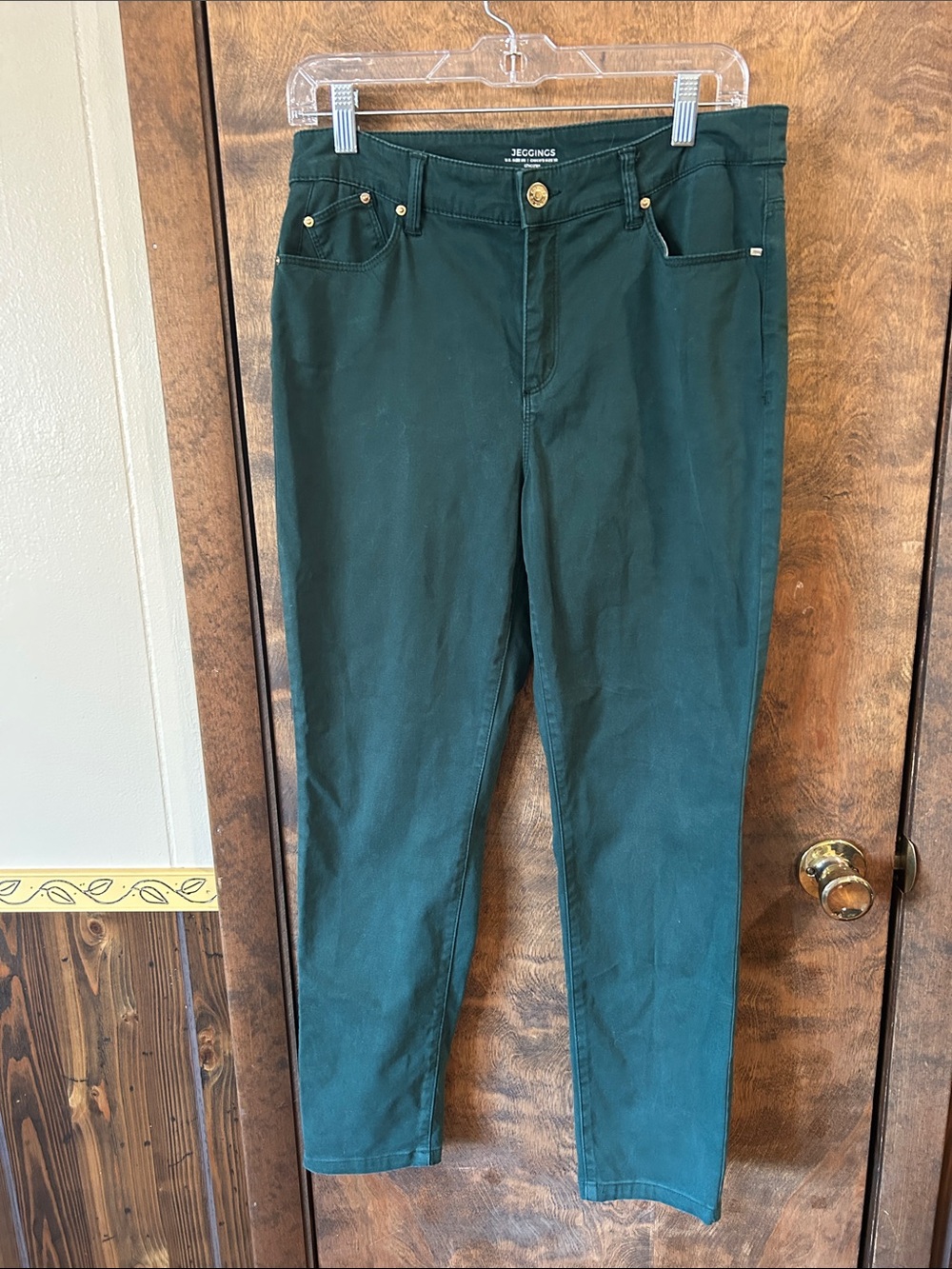 Chico’s Women’s Dark Green Slim Fit jeggings Jeans